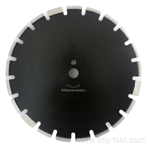 Laser welding asphalt cutting blade